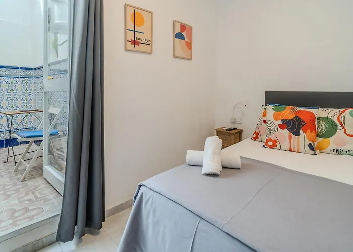 לינה וארוחת בוקר La Pimentera 3*